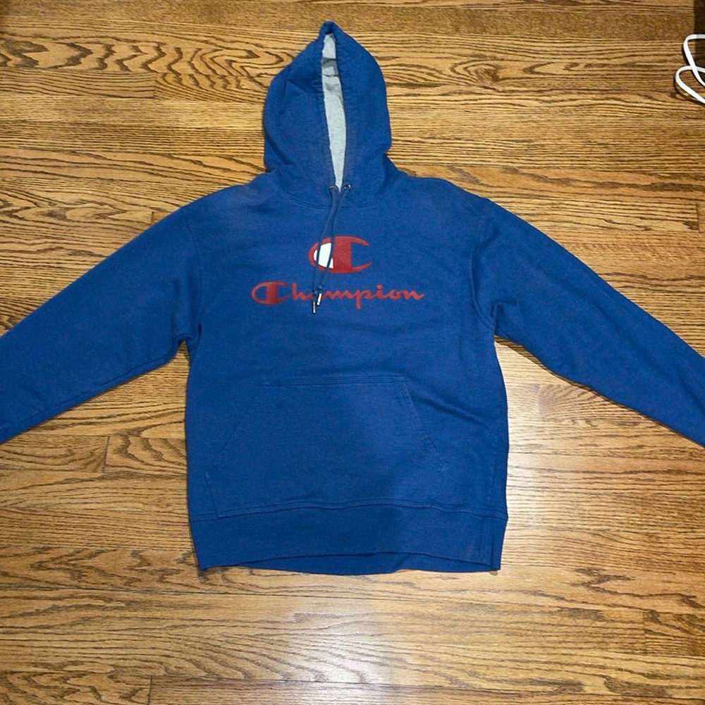 Men’s Champion Hoodie Size M